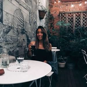 Meet your Posher, Erika-jayne